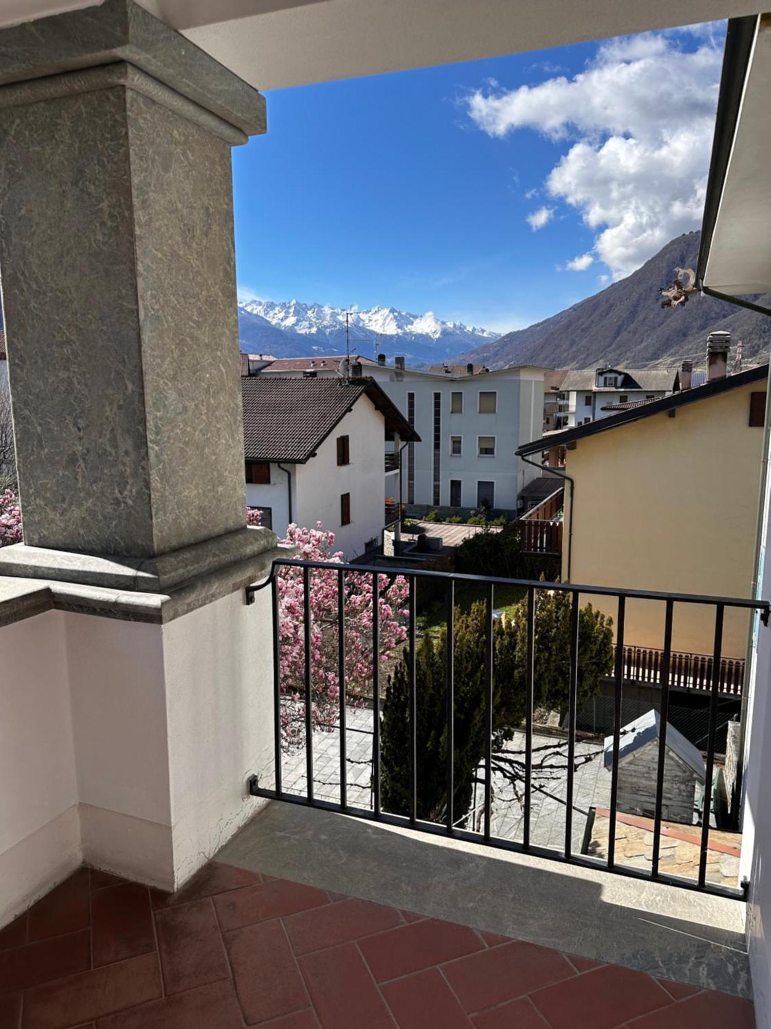 Ampio Appartamento Con Vista “Casa Magro” Tirano Luaran gambar